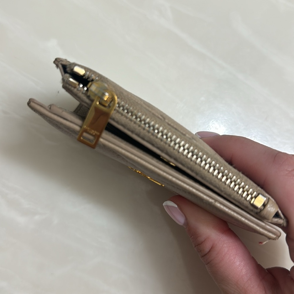 Ysl Wallet Has A Stain As Shown And Discolored Zi… - image 3